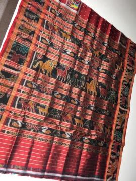 Animal motifs border with skirt border n animal motifs Aanchal Khandua silk Ikat saree without blous