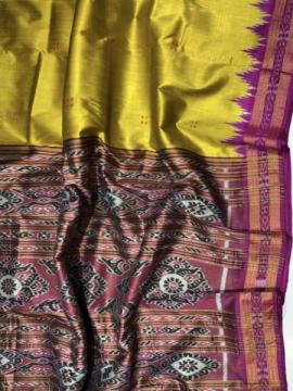 Traditional beautiful Ikat weave Khandua silk saree without blouse piece