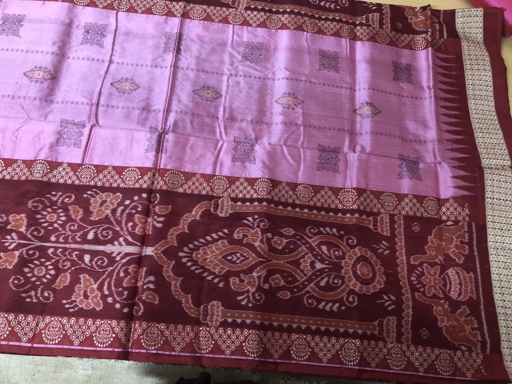 Beautiful Pink and Maroon Bomkai And Ikat Silk Saree with Blouse piece