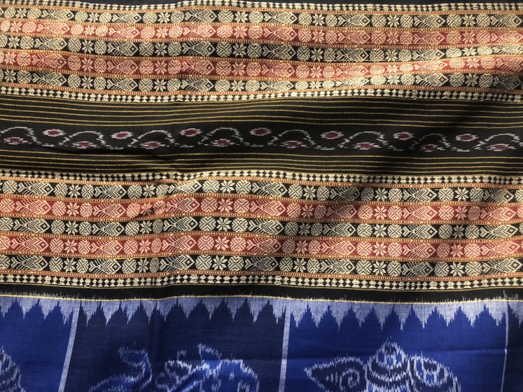 Master Weaver s Creation Exclusively Woven Animal Motifs Ikat Cotton Saree with Blouse Piece