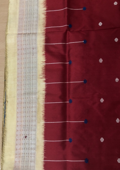 Exclusively Woven Ganga Jamuna Border Bomkai Silk Saree with Blouse Piece