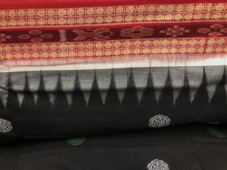 Exclusively Woven Horse motifs Aanchal with wheel motifs body Cotton Bomkai Saree with Blouse Piece