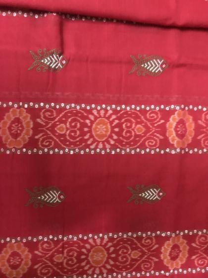 Red and Green Fish motifs and Ikat work Cotton Saree with Blouse Piece