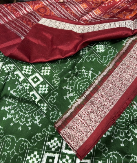 Traditional Aanchal with tribal motifs body Pasapalli Silk Saree with Blouse Piece