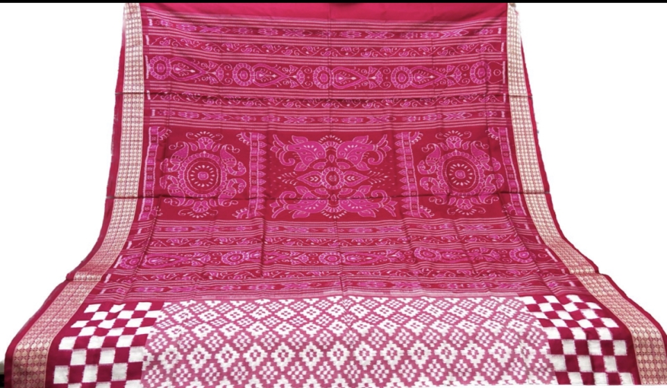 Traditional Aanchal double Ikat Pasapalli Silk Saree with Blouse piece