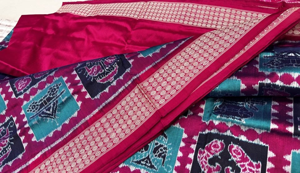 Exclusively woven traditional Aanchal Sambalpuri dasakothi Silk Saree with blouse piece