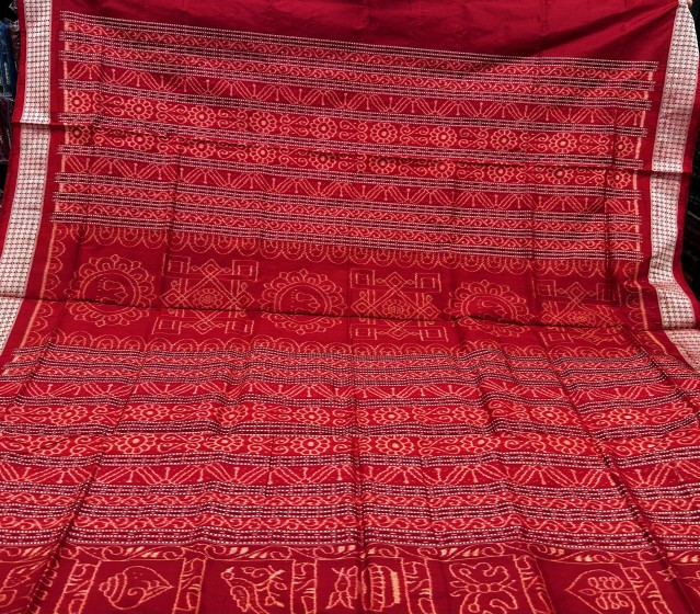 A master piece of Intricate Sambalpuri weaving Nabakothi Silk Saree with Blouse piece