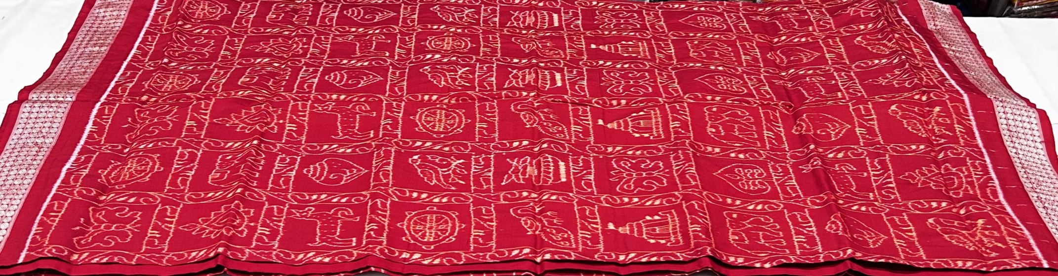 A master piece of Intricate Sambalpuri weaving Nabakothi Silk Saree with Blouse piece