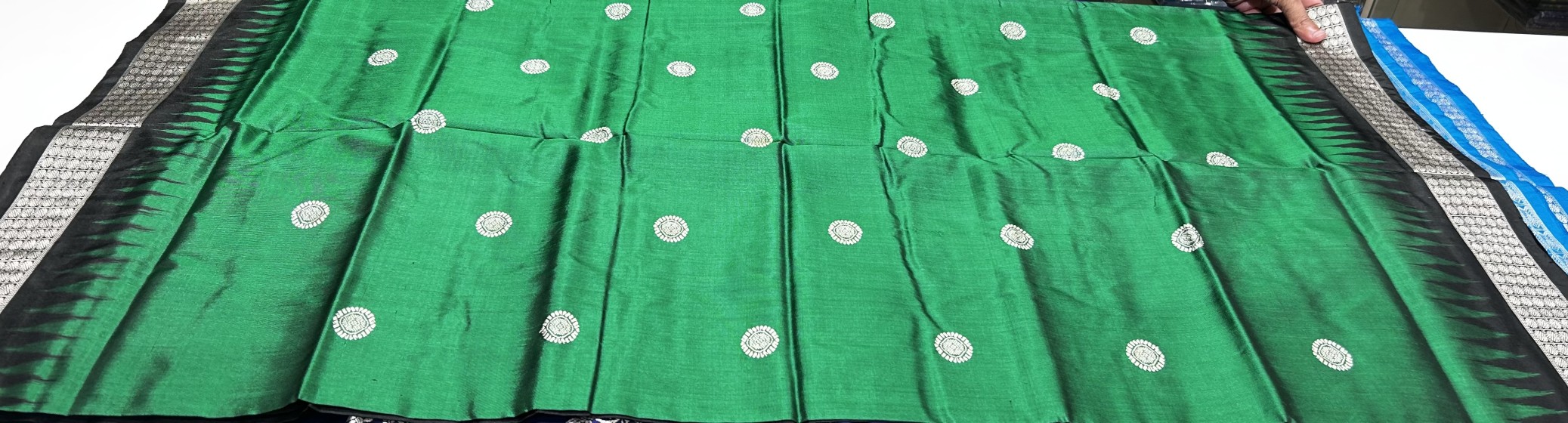 Butis all over body with doll Aanchal Bomkai Silk Saree with blouse piece