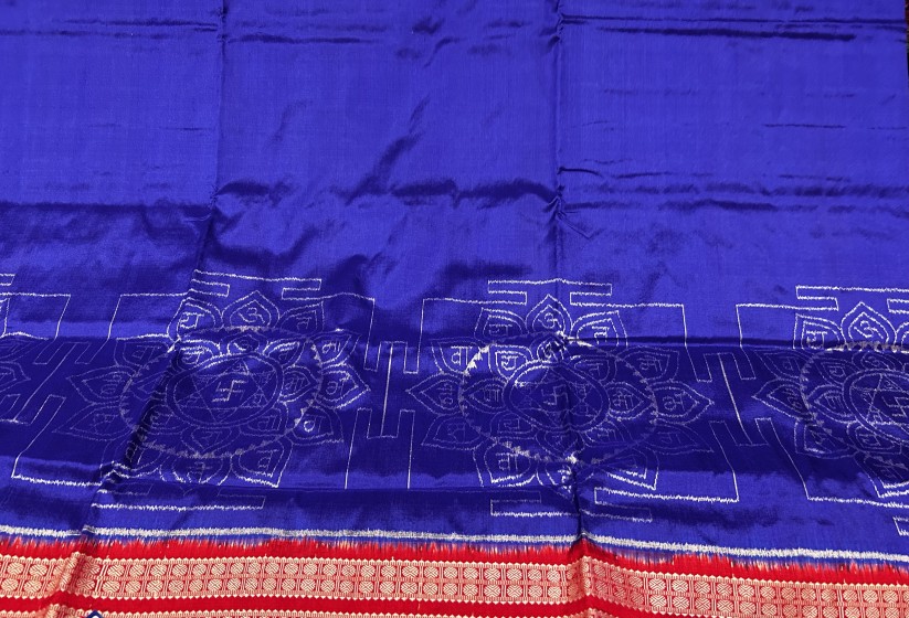 Divine Elegance Shree Yantra inspired Ikat Weave Silk Saree with Blouse Piece