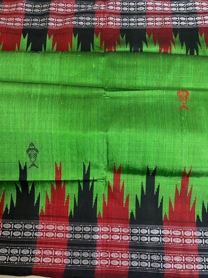 Exquisite Berhampur Silk Saree Intricately Woven Fish Buta Phoda Kumbha Border with Double pallu