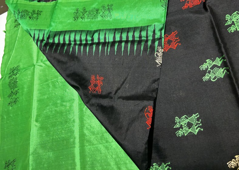 Black and green combination tribal motifs Bomkai Silk saree with blouse piece