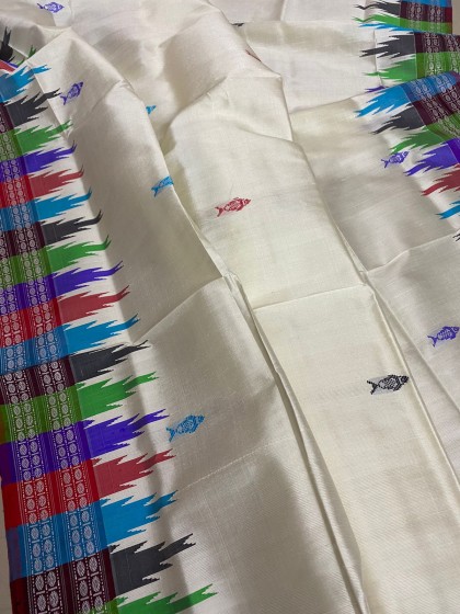 Exclusively woven fish buta body with multicoloured border double Aanchal Berhampuri Saree