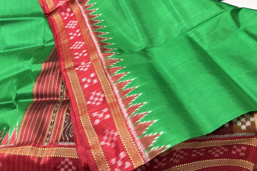 Pasapalli border and Aanchal traditional Khandua silk saree without blouse piece