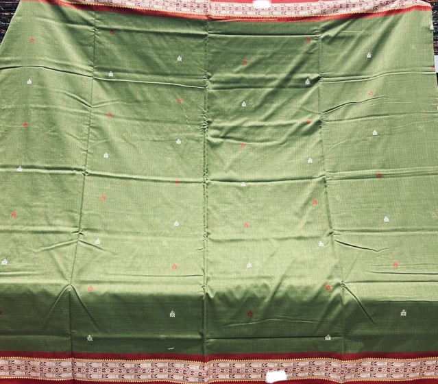 Green red fish and turtle motifs cotton bomkai saree with blouse piece