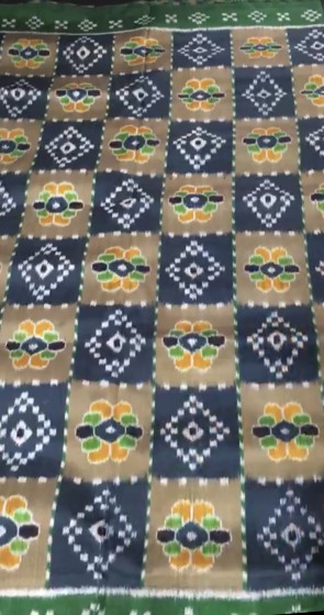 Pasapalli border with Pasapalli and flower motifs body mulberry Khandua silk saree with blouse piece