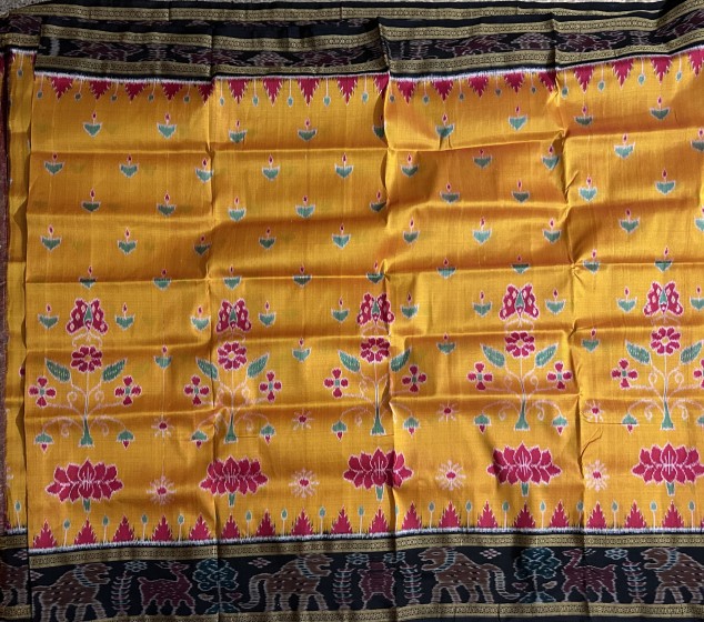 Animal motifs Aanchal border with lotus n butterfly motifs on body Khandua silk saree without  blous