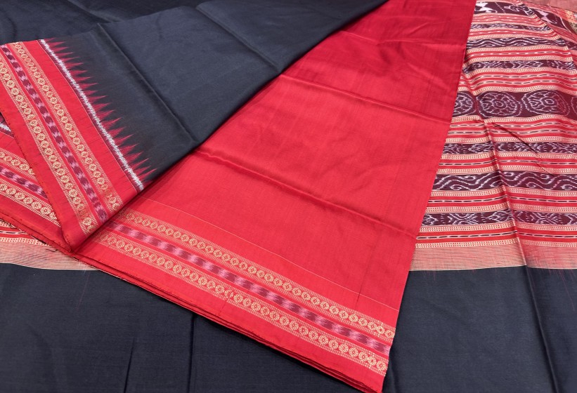 Ikat border and Aanchal plain body black and red Silk saree with blouse piece