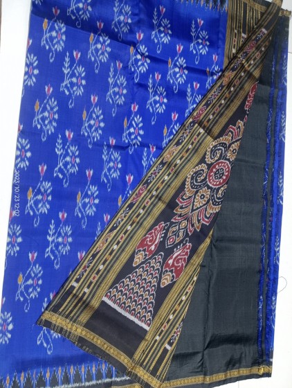 Eka Phulia border with flower motifs body Khandua silk Ikat saree with blouse piece