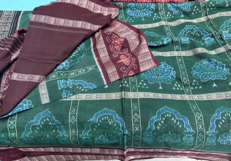 Thick border with tree n peacock motifs Aanchal and lotus motifs body cotton Ikat saree with blouse