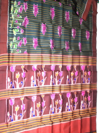 Exclusively woven flower motifs Aanchal with body stripes and lotus motifs Khandua silk saree