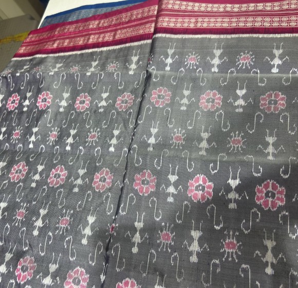 Beautiful gray and pink combination traditional Ikat weave silk saree with blouse piece