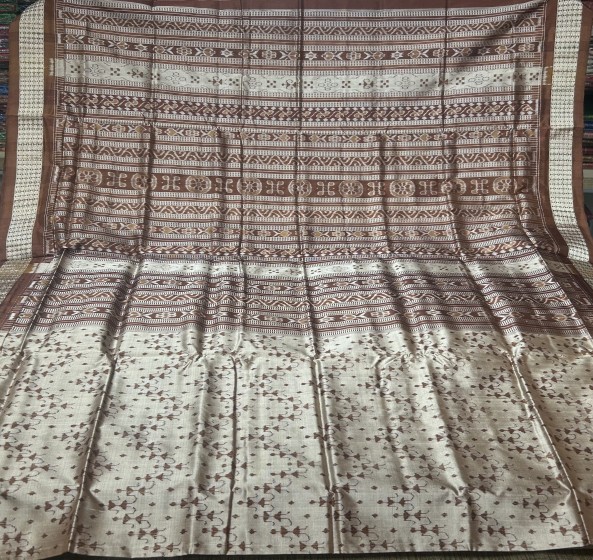 Tribal motifs body with traditional Aanchal Ikat weave silk saree with blouse piece