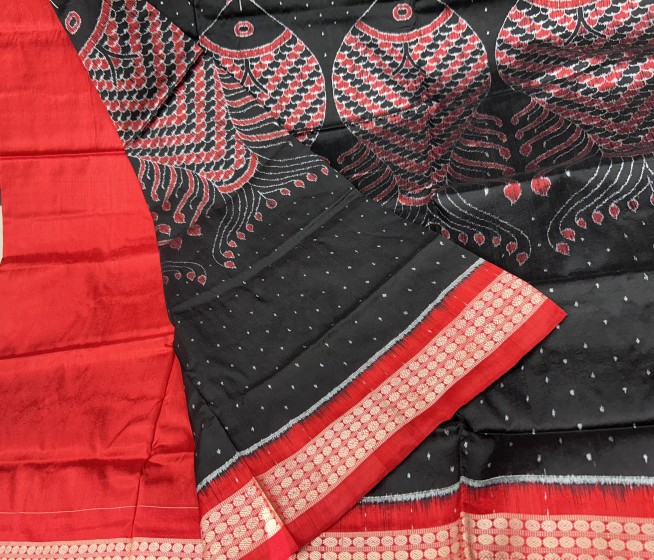 Beautiful fish motifs on body with traditional Aanchal Ikat weave Silk Saree with blouse piece