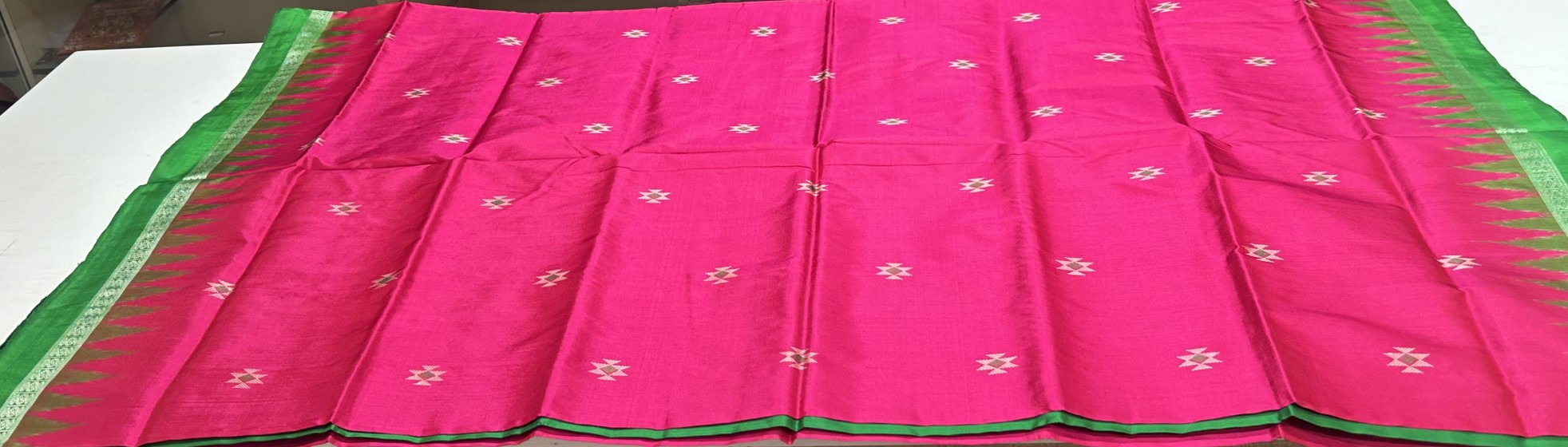 Intricately woven firbi design Bomkai silk saree with blouse piece